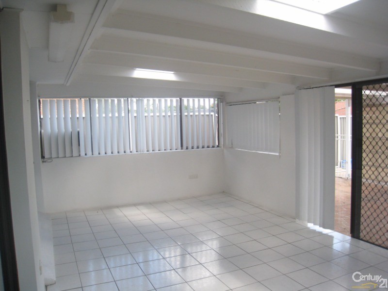 Bossley Park NSW 2176