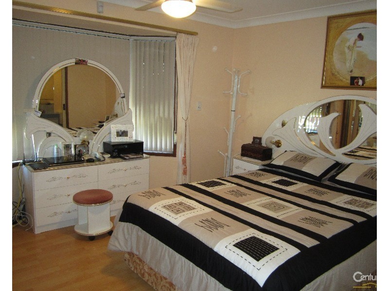 Bossley Park NSW 2176