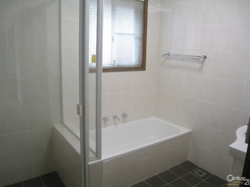 Bossley Park NSW 2176