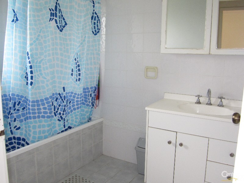 26 Bettong Crescent, Bossley Park NSW 2176