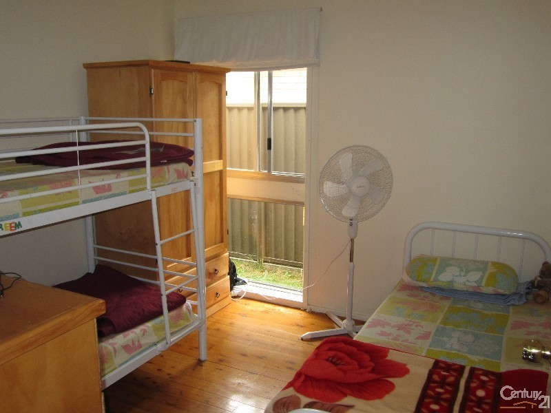 26 Bettong Crescent, Bossley Park NSW 2176