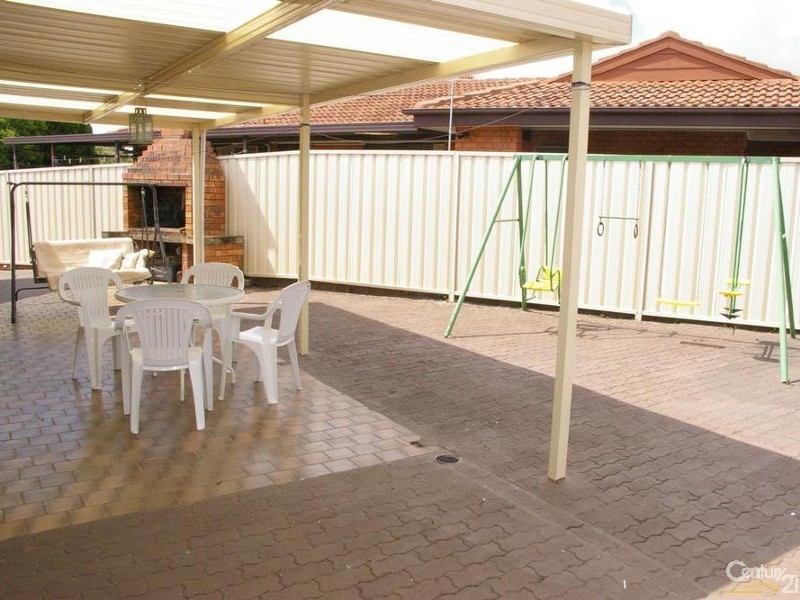 2 Dundas Place, Wakeley NSW 2176