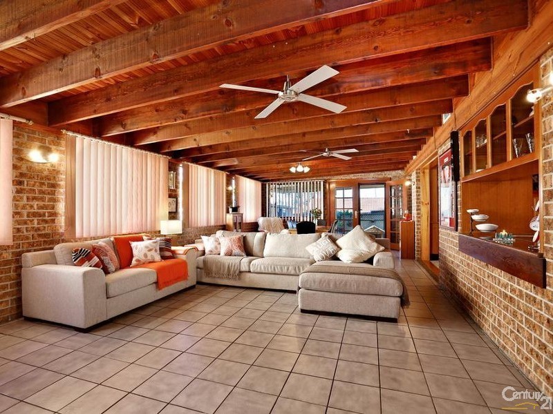 Bossley Park NSW 2176