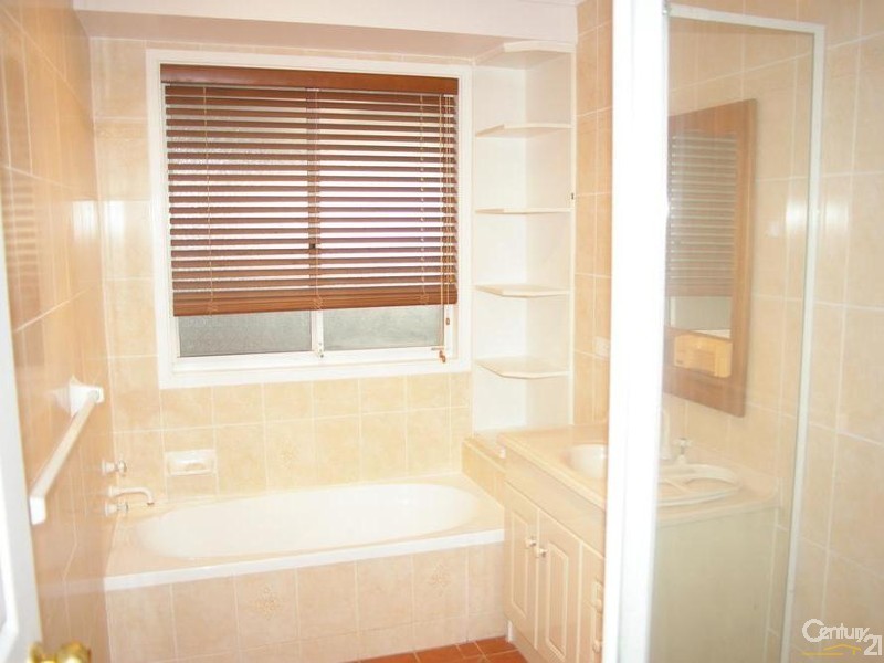 Bossley Park NSW 2176