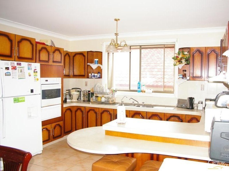 6 Swan Road, Edensor Park NSW 2176