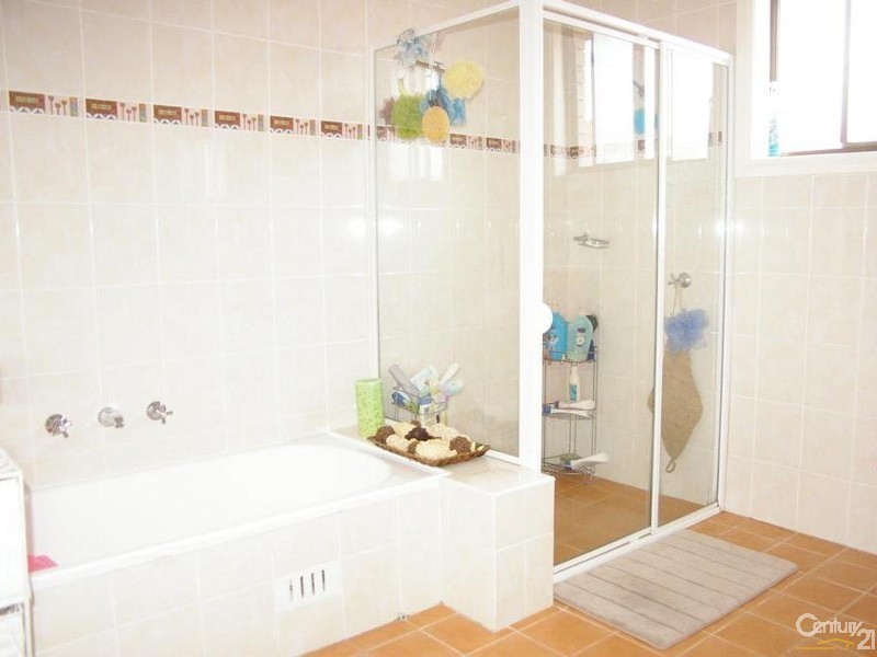 6 Swan Road, Edensor Park NSW 2176