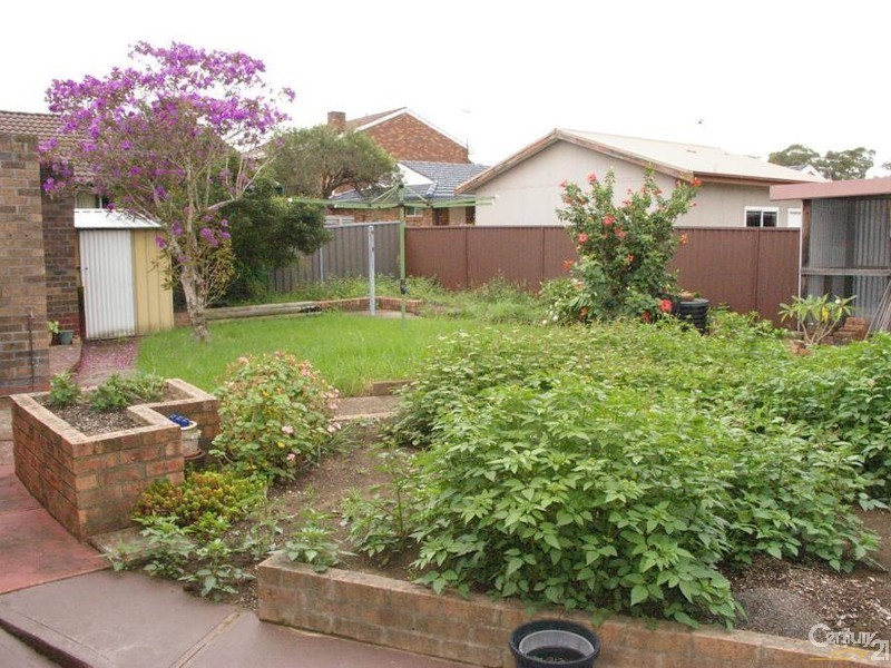 Bossley Park NSW 2176