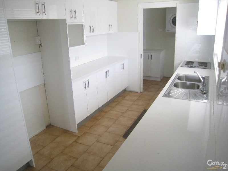 Bossley Park NSW 2176