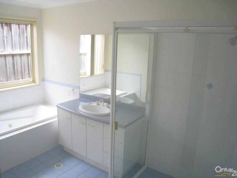 West Hoxton NSW 2171