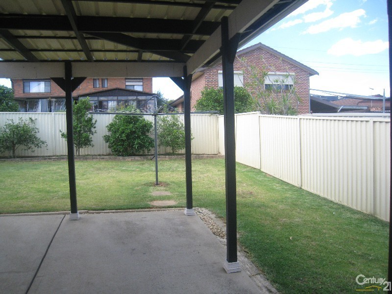 Bossley Park NSW 2176