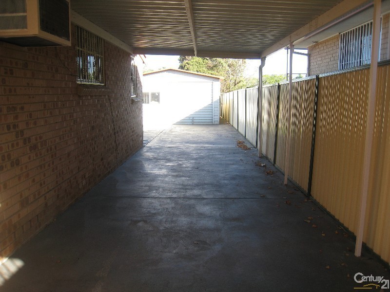 Bossley Park NSW 2176