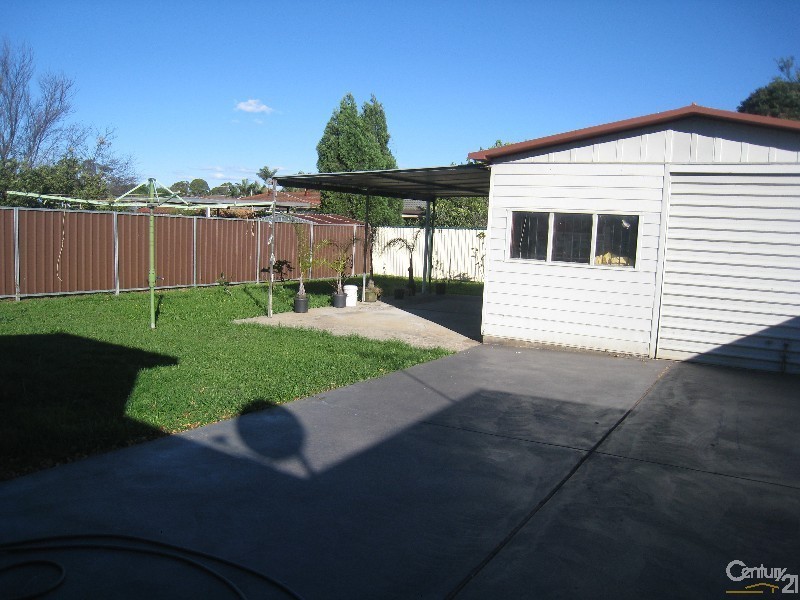 Bossley Park NSW 2176