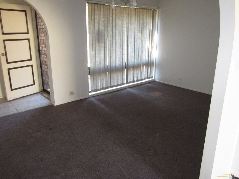 4 Franklin Place, Bossley Park NSW 2176