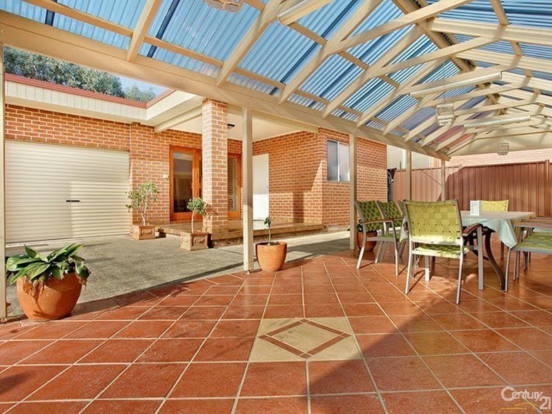 25 Triten Avenue, Greenfield Park NSW 2176