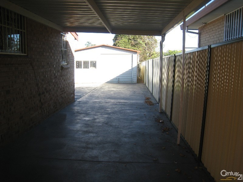 Bossley Park NSW 2176