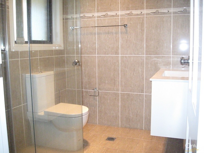 Fairfield West NSW 2165