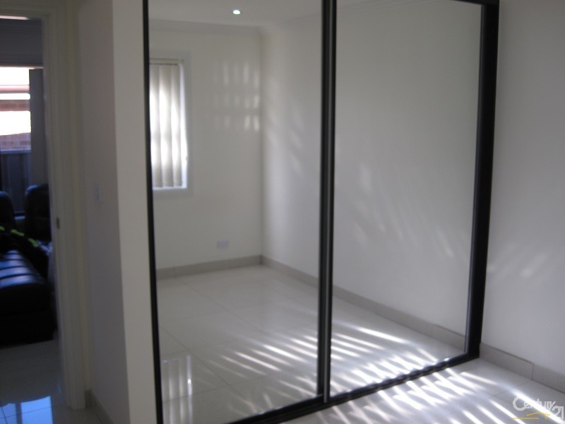 Fairfield West NSW 2165