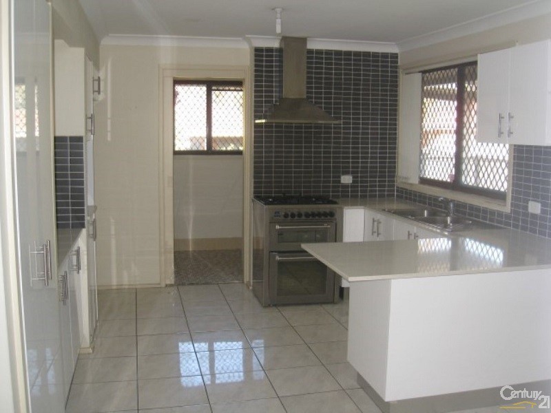 Fairfield West NSW 2165