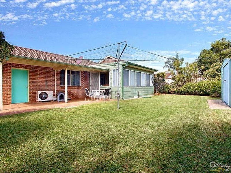 5 Dalpra Crescent, Bossley Park NSW 2176