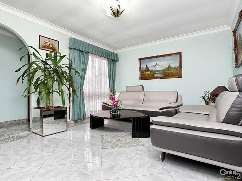 Greenfield Park NSW 2176