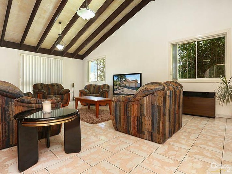 Bossley Park NSW 2176