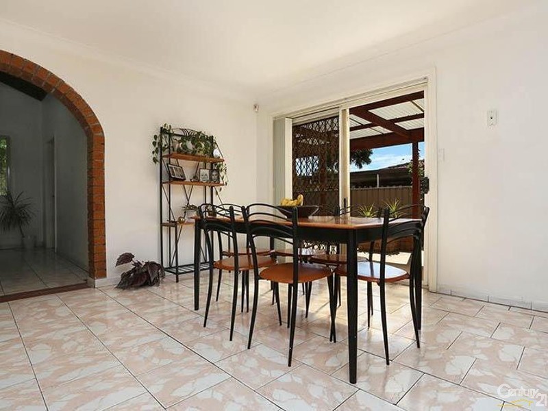 Bossley Park NSW 2176