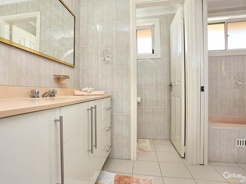 Bossley Park NSW 2176