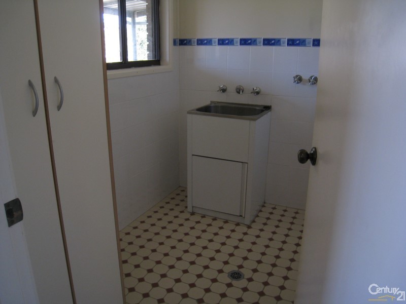 Bossley Park NSW 2176