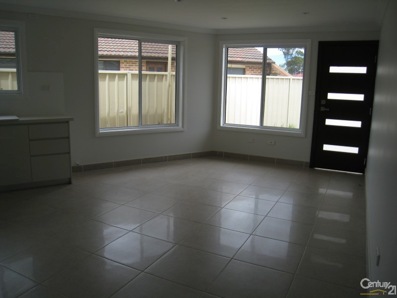 Edensor Park NSW 2176