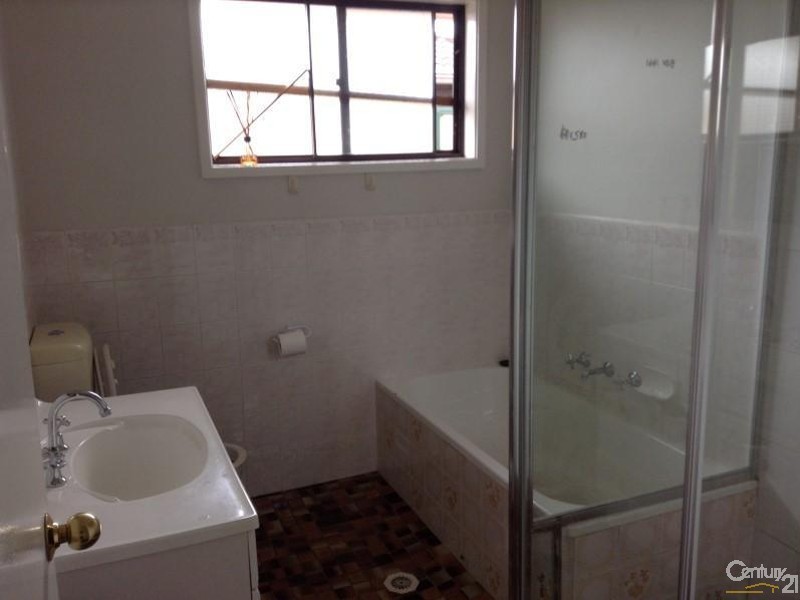 Bossley Park NSW 2176