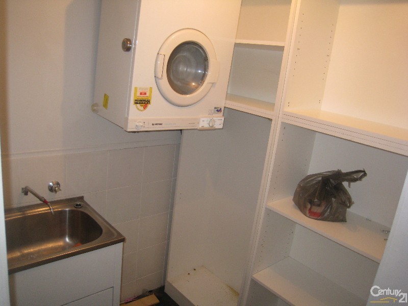 Bossley Park NSW 2176