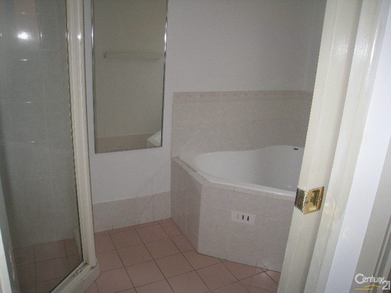 Hinchinbrook NSW 2168