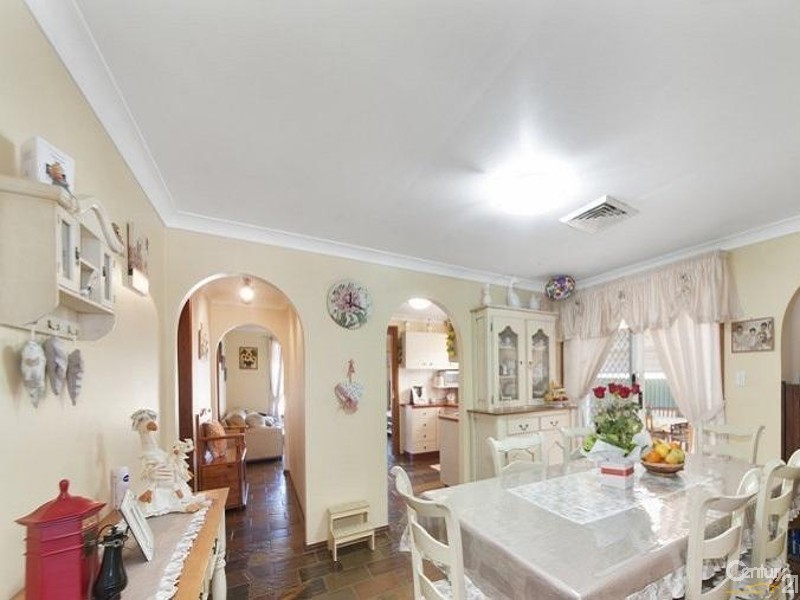 Edensor Park NSW 2176
