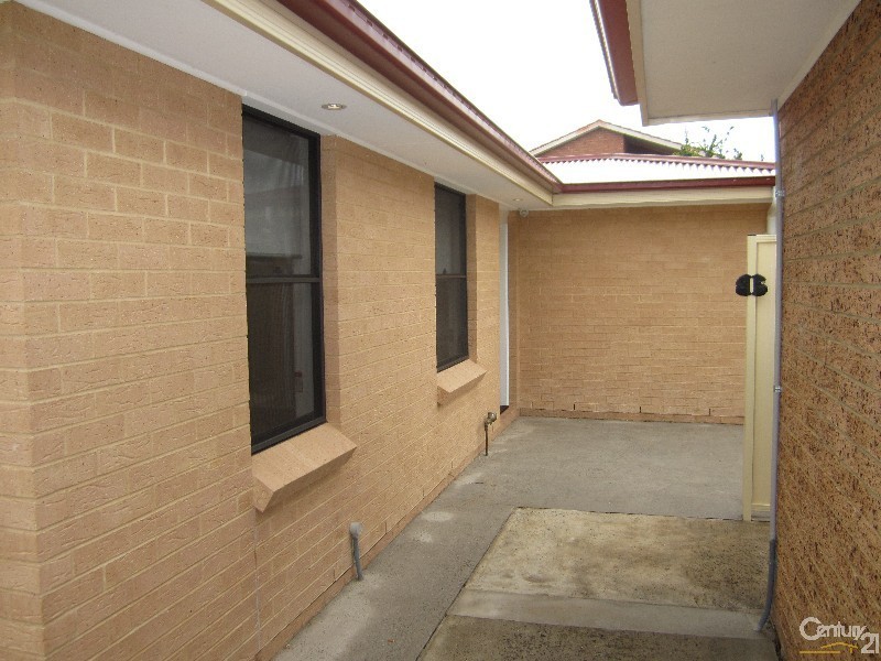 Greenfield Park NSW 2176