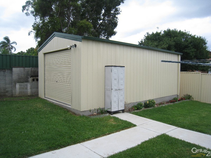 12 Hopkins Street, Wetherill Park NSW 2164