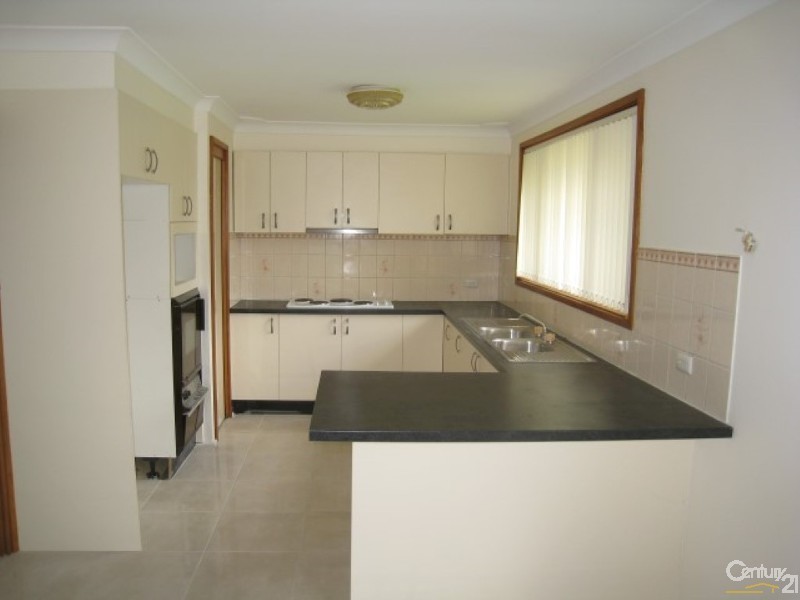 Edensor Park NSW 2176