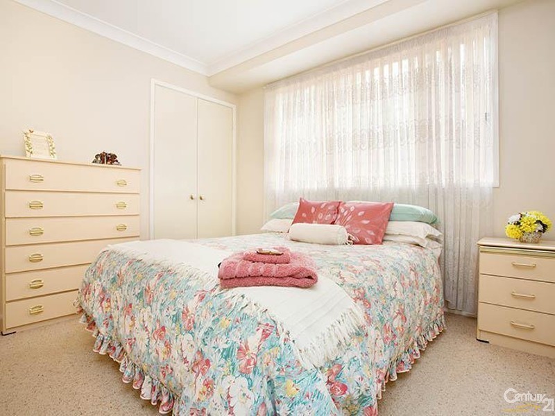 5 Wyatt Close, Wetherill Park NSW 2164