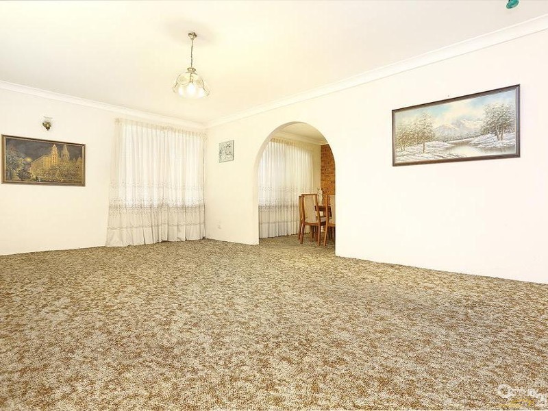3 Ripple Close, Greenfield Park NSW 2176
