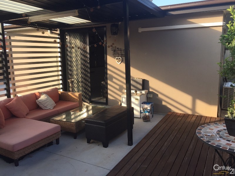 Greenfield Park NSW 2176