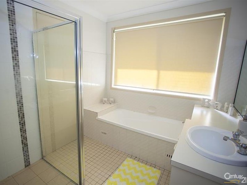 Hinchinbrook NSW 2168