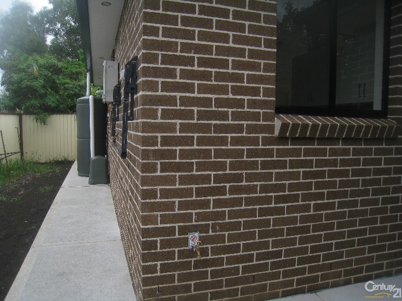 Edensor Park NSW 2176