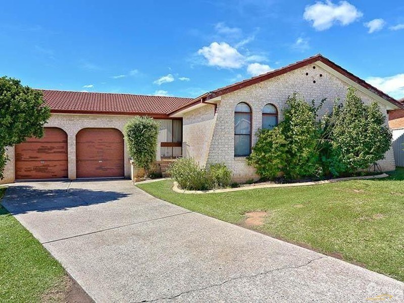 7 Leonello Place, Edensor Park NSW 2176