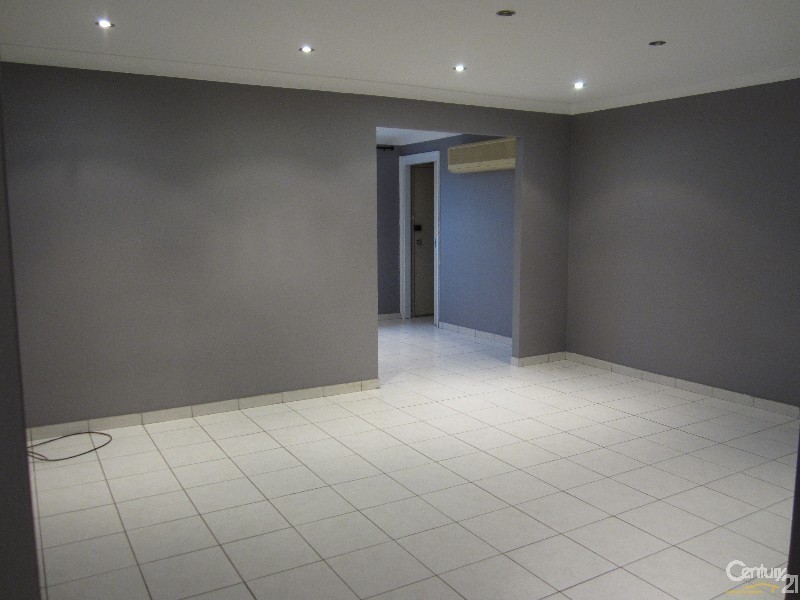 Greenfield Park NSW 2176