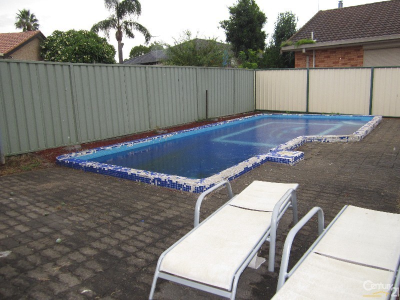 Greenfield Park NSW 2176