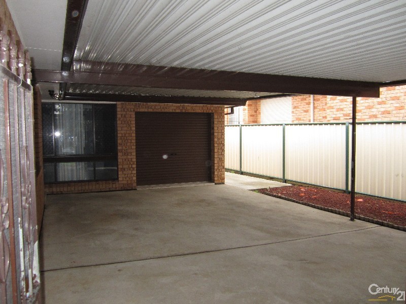 Greenfield Park NSW 2176