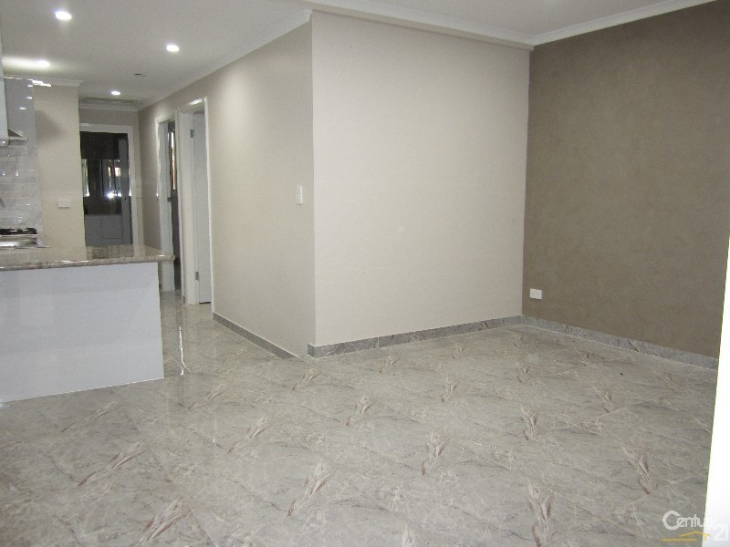 Fairfield West NSW 2165