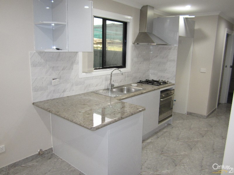 Fairfield West NSW 2165