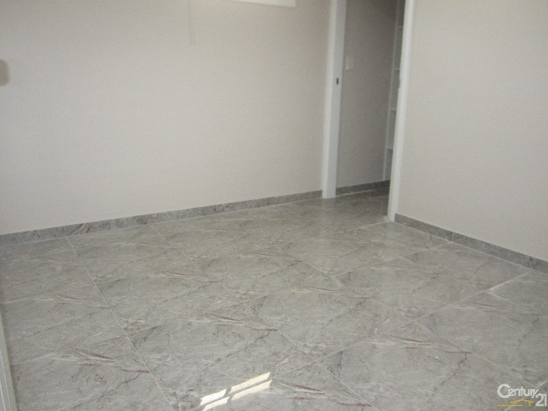 Fairfield West NSW 2165