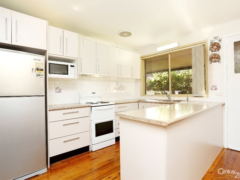 16 Ainsworth Crescent, Wetherill Park NSW 2164