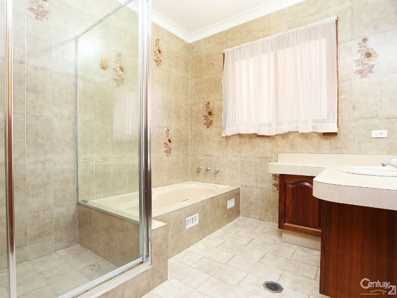Bossley Park NSW 2176